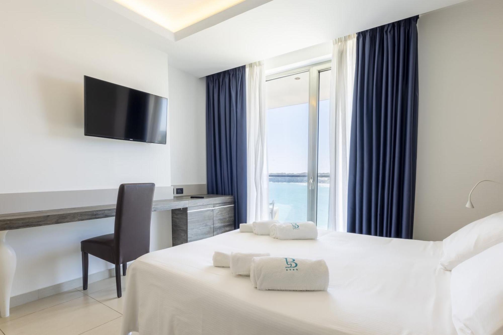 Hotel Belvedere Torre dell'Orso Exterior photo